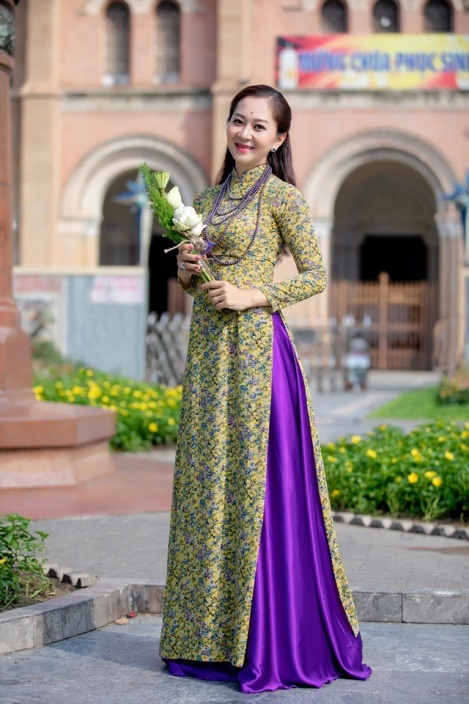 ao-dai-ngoc-trai-hoang-gia-vanhoadoanhnhan-11