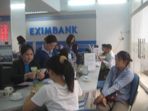 vu-an-mat-300-ty-tai-ngan-hang-eximbank-vhdn