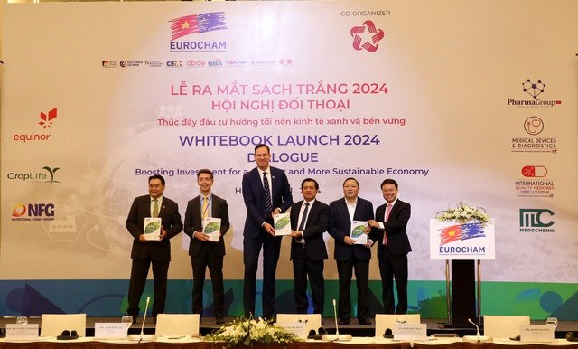 sach-trang-2024-nang-cao-nang-luc-canh-tranh-cua-viet-nam