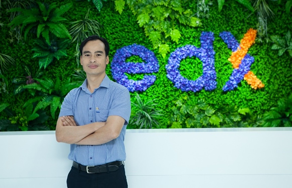 CEO-Nguyen-Dinh-Hung-vanhoadoanhnhan-4