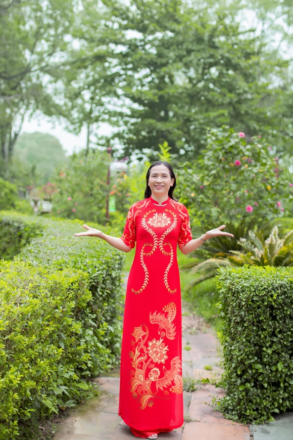 hoa-hau-pham-thi-cuc-ra-mat-ao-dai-LC-Queen-vanhoadoanhnhan-16