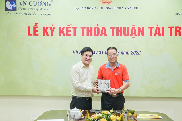 go-an-cuong-tai-tro-25-ty-dong-trong-5-nam-cho-tre-em-qua-quy-bao-tro-tre-em-viet-nam-vanhoadoanhnhan-3 