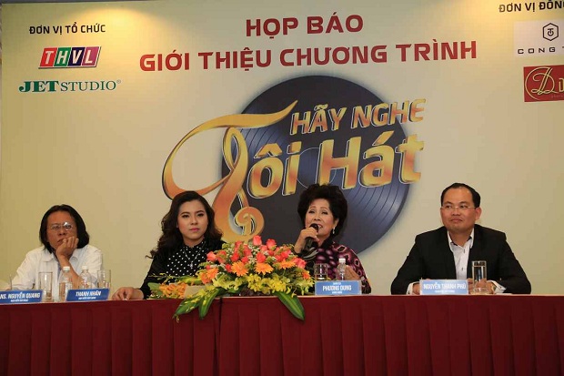 11-hay-hat-toi-nghe