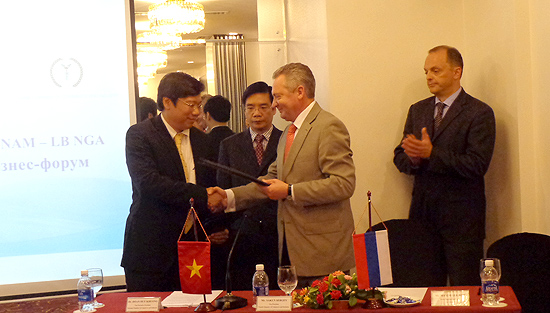 VHDN-Nga-dau-tu-VN-1