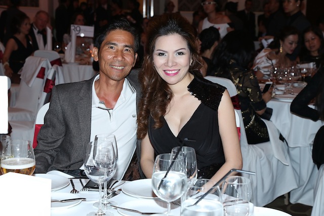 VHDN-HHBui-Thi-Ha-vet-seo-cuoc-doi-12