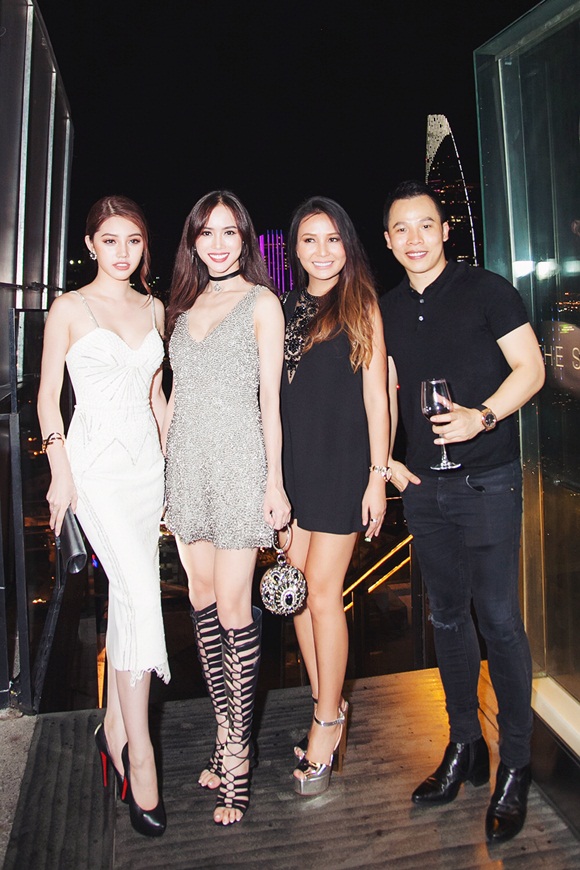 ngoc-trinh-2-hoa-hau-vip-wshowbiz-5