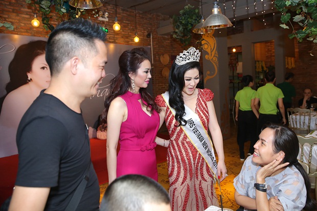 selena-trinh-wshowbiz-17