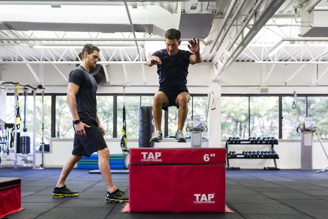 Steve Hafner tại phòng Gym. Ảnh: Jesse Neider/ The Wall Street Journal