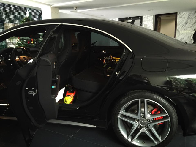 Xe Mercedes-AMG CLA 45 4MATIC có giá khoảng hơn 2 tỷ đồng.