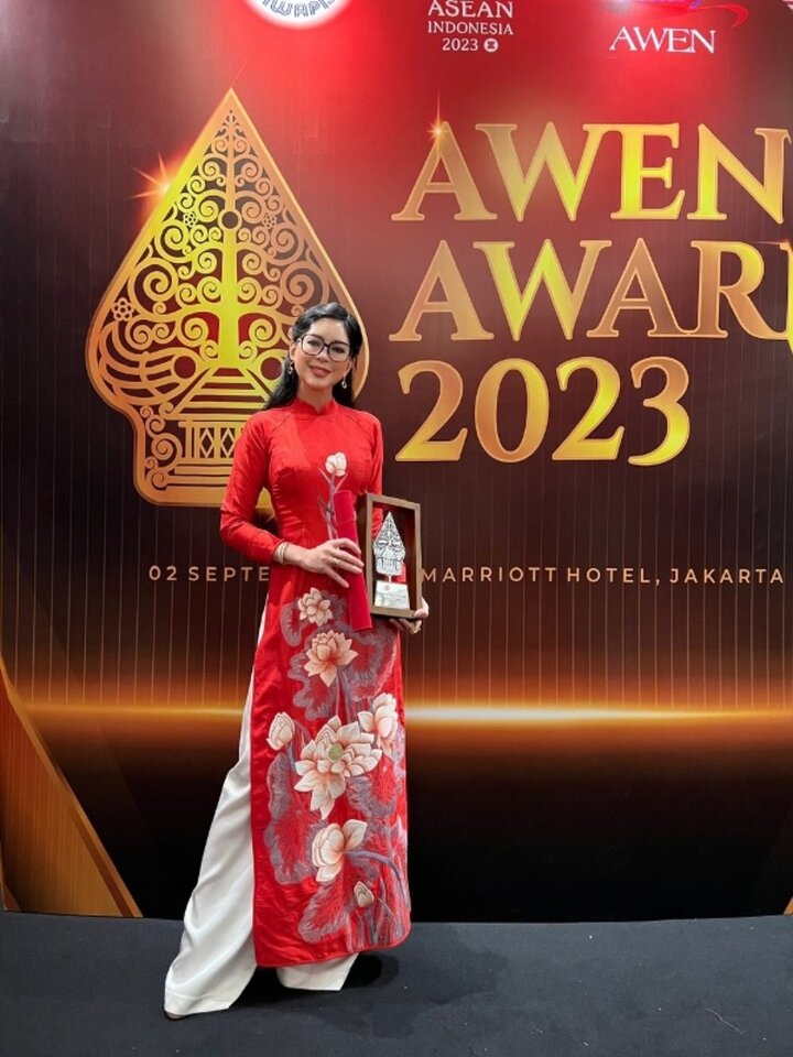 Tổng Giám đốc IPPG Lê Hồng Thủy Tiên được ASEAN – AWEN AWARD 2023 vinh danh.