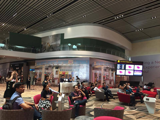 Bay Singapore rút ngắn thời gian làm thủ tục - Ảnh 2.