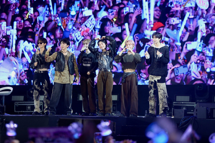 Nhóm nhạc K-pop Tempest nhận được sự yêu mến của nhiều khán giả Việt - Ảnh: PHƯƠNG QUYÊN