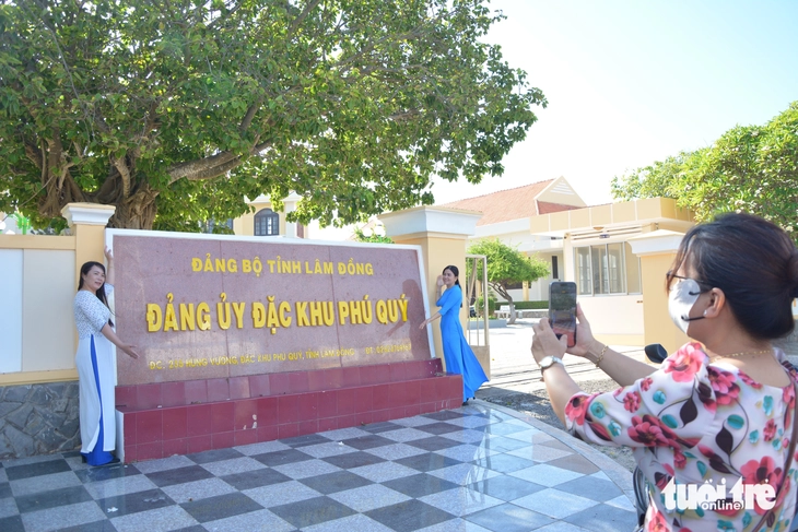 Phú Quý - Ảnh 1.