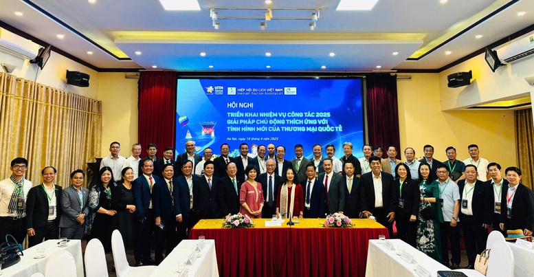 Ngành du lịch chủ động thích ứng với tình hình mới - Ảnh 2.