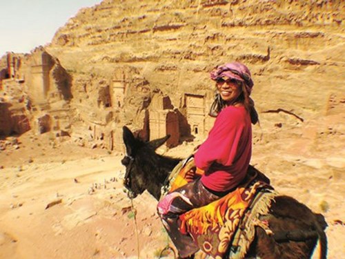 dau phai di nhieu la viet duoc sach hay hinh anh 1